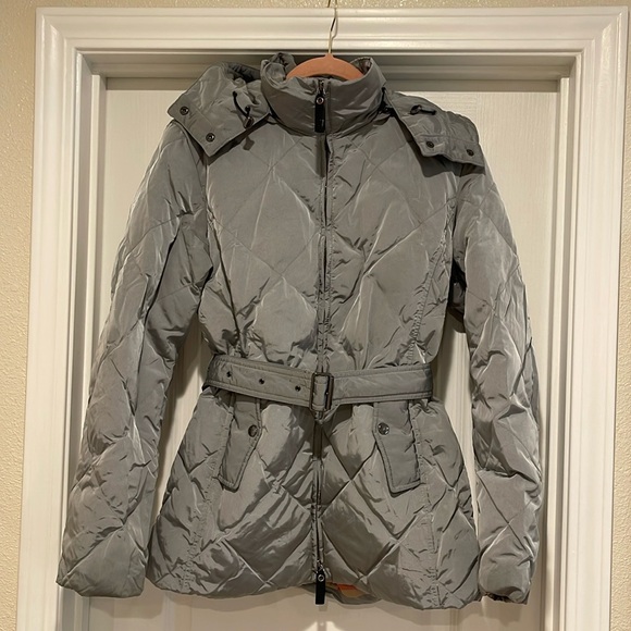 BURBERRY LONDON
Daunen Jacked Size M - Picture 2 of 16